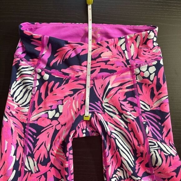 Lilly Pulitzer luxletic cropped leggings a jungle in here print - Picture 9 of 12